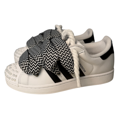 Superstar Lamine Yamal “Black White Pearl”